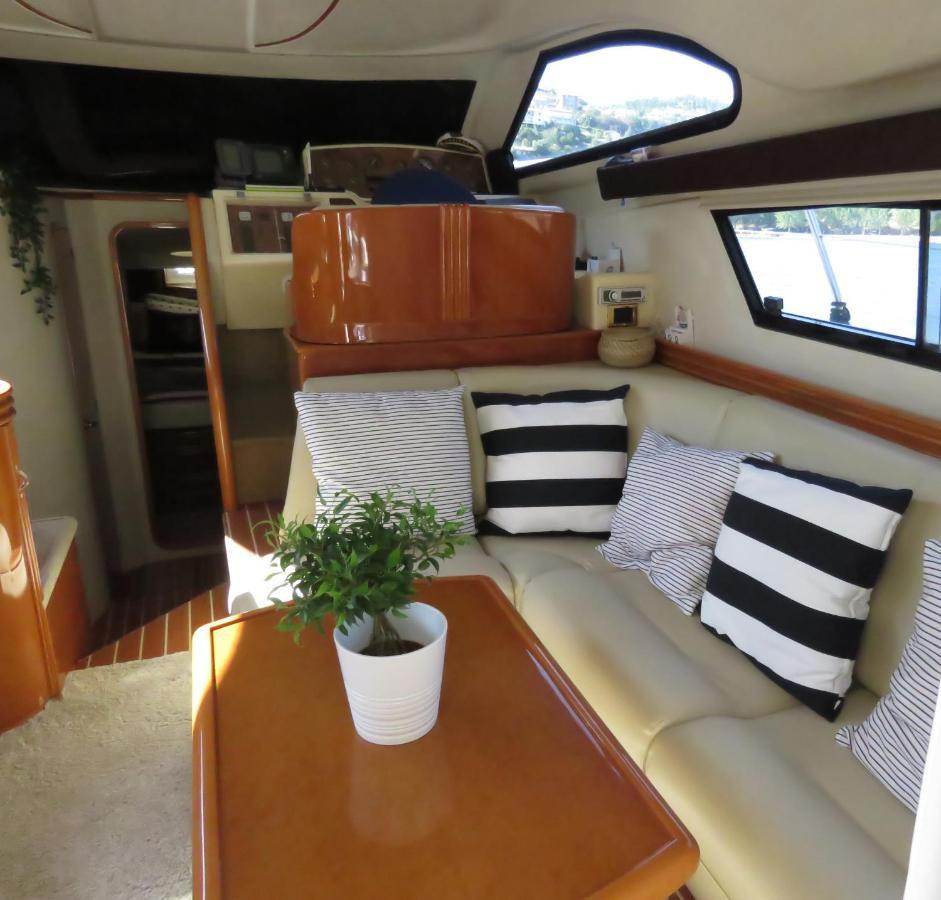 Aquadouro Yacht Radames - Sleep Boat Experience Otel Castelo de Paiva Dış mekan fotoğraf