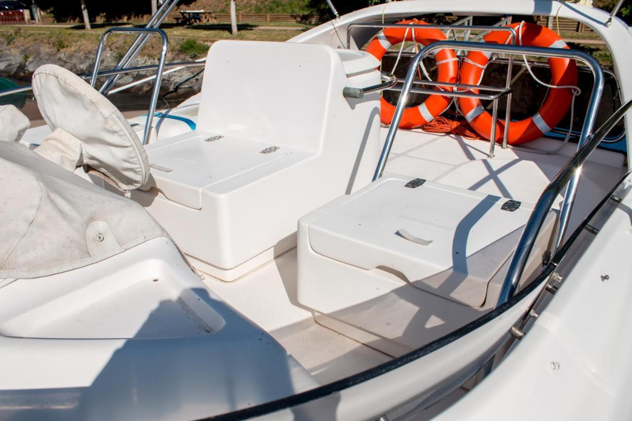Aquadouro Yacht Radames - Sleep Boat Experience Otel Castelo de Paiva Dış mekan fotoğraf