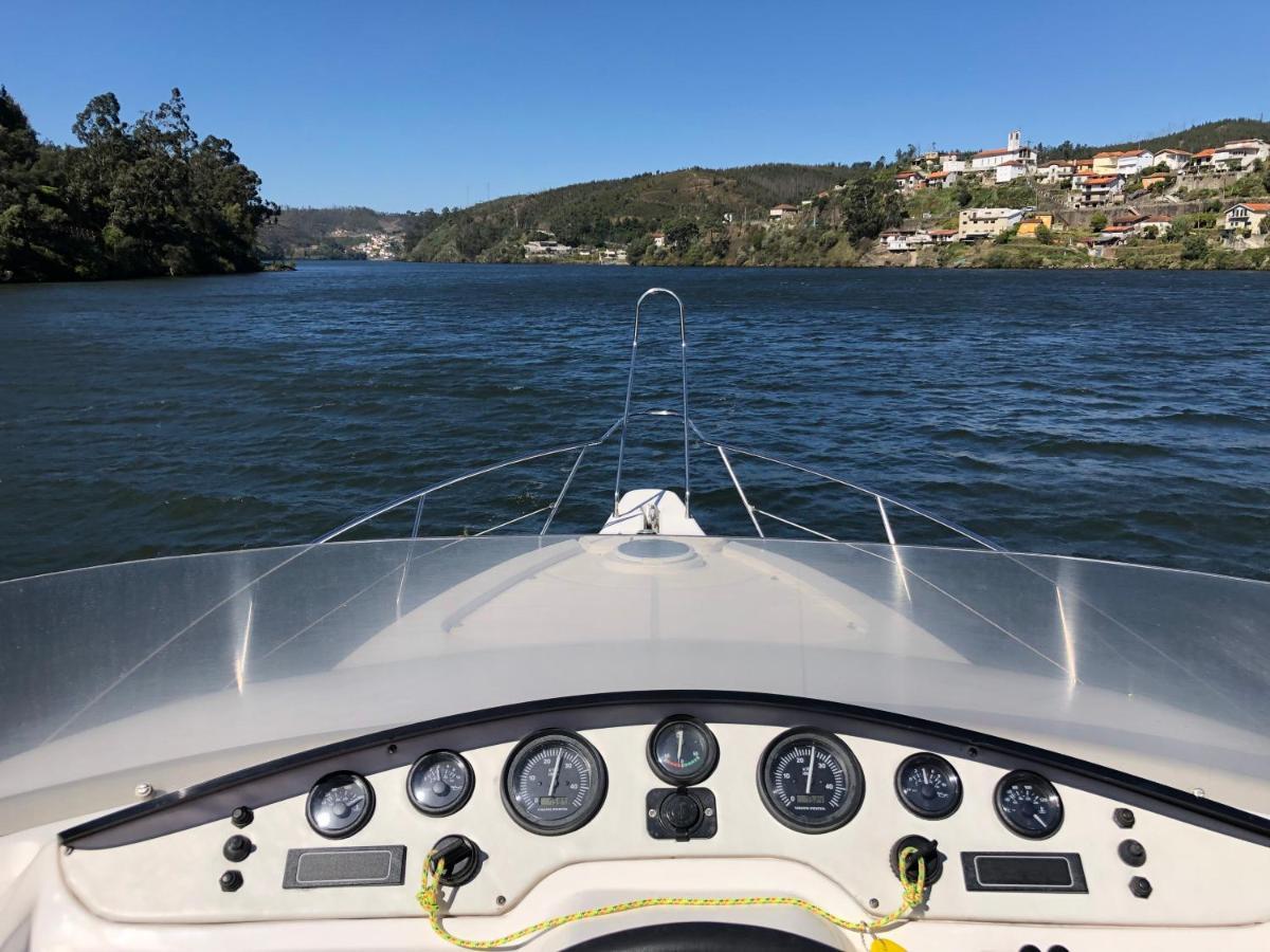 Aquadouro Yacht Radames - Sleep Boat Experience Otel Castelo de Paiva Dış mekan fotoğraf